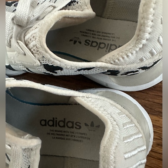 Women’s Adidas Swift Run Cream and Black Leopard Print Sneakers Size 8.5 - Picture 12 of 16
